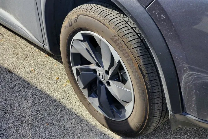 $21599 : Nissan Rogue 2024 AWD SV 4dr image 4