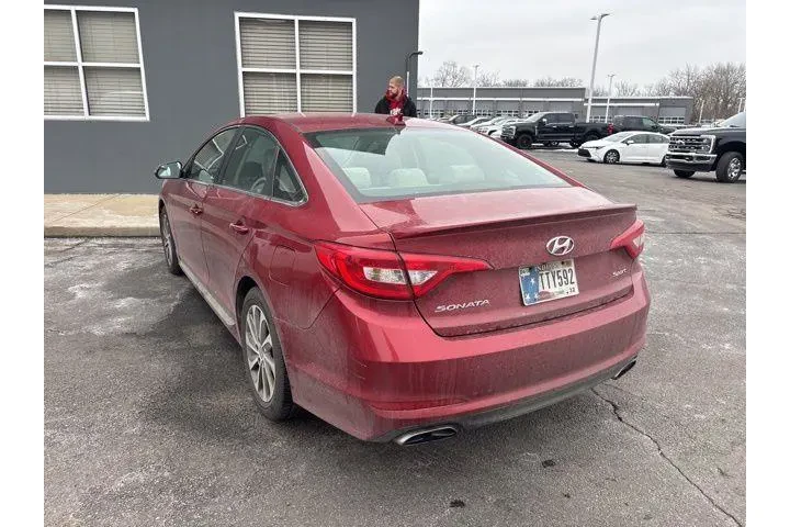 $8995 : Hyundai SONATA 2016 Sport 4d image 6