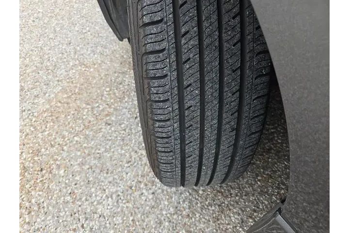 $17383 : Nissan Sentra 2024 SV 4dr Se image 3