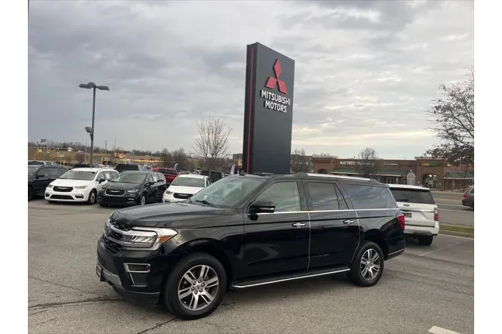 $38083 : Ford Expedition MAX 2023 4x4 image 1