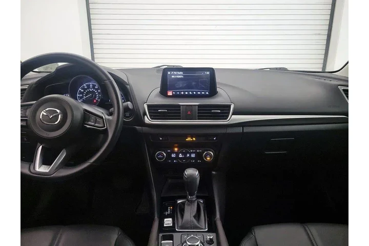 $19998 : Mazda Mazda3 2018 Touring 4d image 9