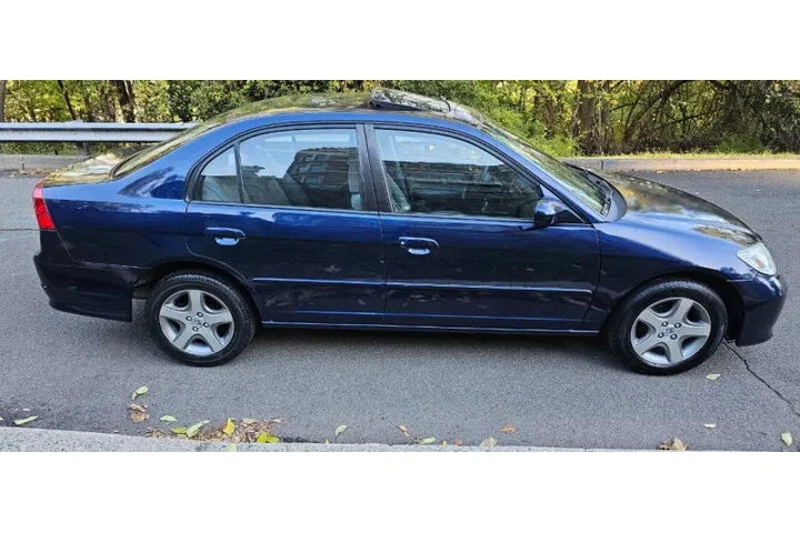 $5495 : 2004 Civic EX image 6