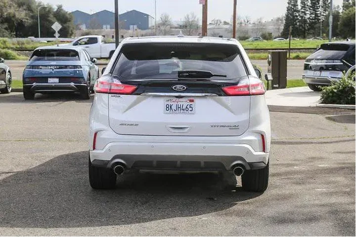 $16991 : Ford Edge 2019 Titanium 4dr image 3