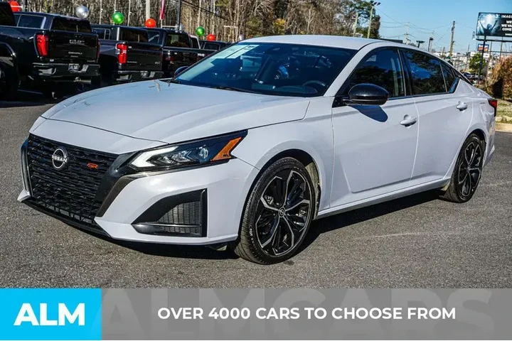 $18920 : Nissan Altima 2024 2.5 SR 4d image 3