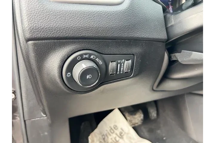 $17904 : Jeep Compass 2021 4x4 80th A image 8