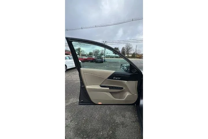 $8657 : Honda Accord Hybrid 2014 Bas image 9