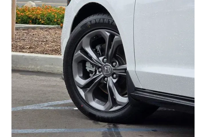 $27500 : Honda Accord Hybrid 2023 EX- image 8