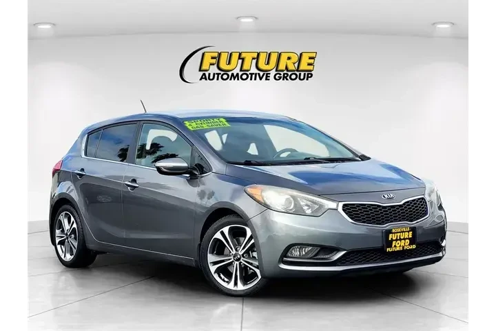 $9988 : Kia Forte5 2016 LX 4dr Hatch image 1