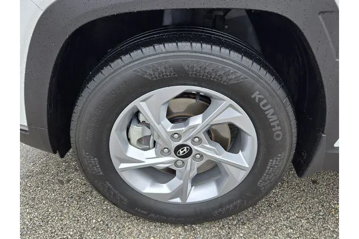 $21583 : Hyundai TUCSON 2023 AWD SEL image 9