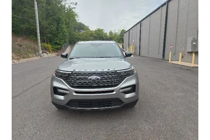 $29499 : Ford Explorer 2023 XLT 4dr S image 7