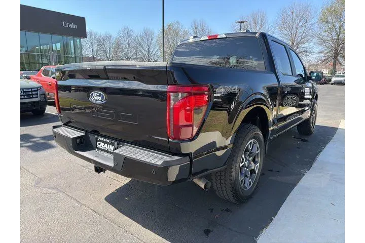 $39905 : Ford F-150 2024 4x4 STX 4dr image 8