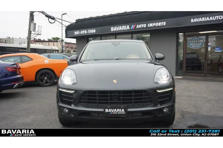 $17888 : 2017 Macan AWD image 2