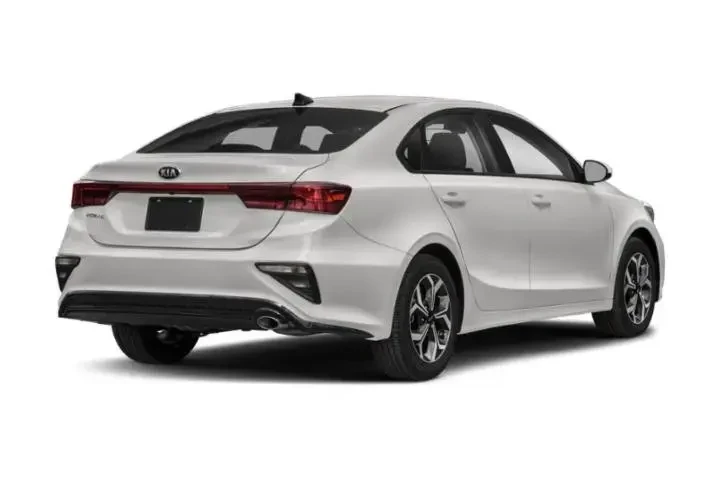$11999 : Kia Forte 2019 LXS 4dr Sedan image 3