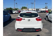 2012 Rio 5-Door LX thumbnail
