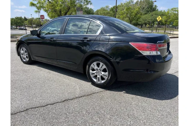 $8900 : 2012 Accord SE image 8