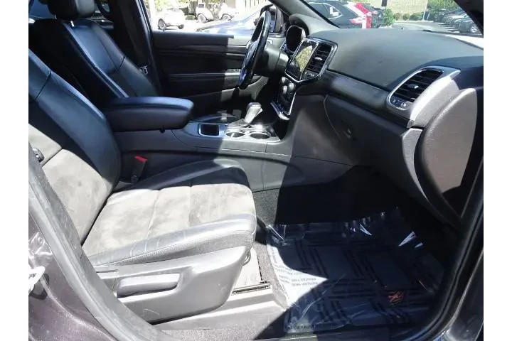 $25790 : Jeep Grand Cherokee 2021 4x4 image 6