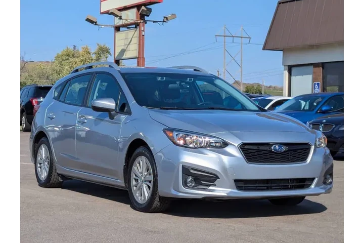 $12974 : 2018 Impreza Premium image 6