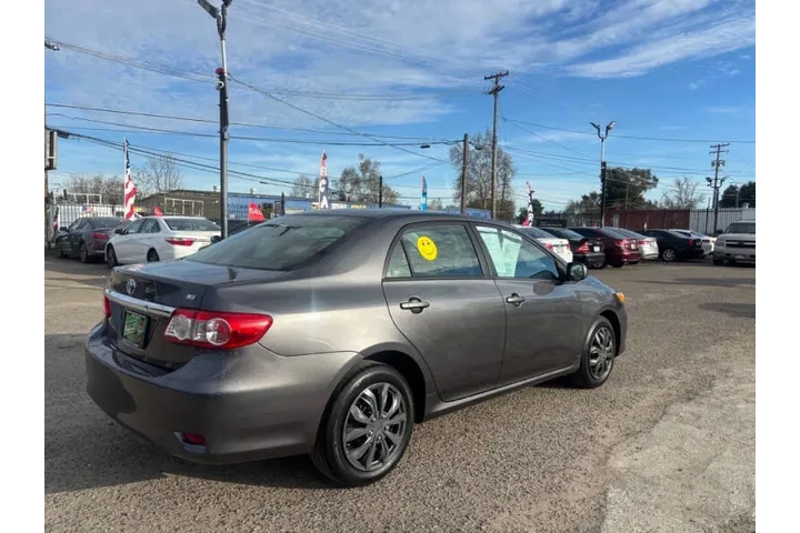 $9999 : 2012 Corolla L image 6
