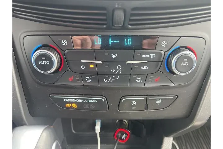 $15605 : Ford Escape 2018 AWD SEL 4dr image 10