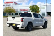 $39615 : Nissan Frontier 2026 4x2 SV thumbnail