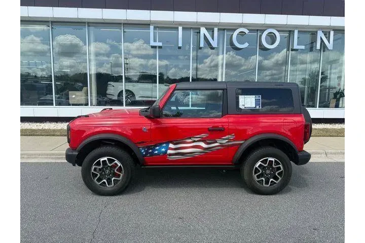 $38499 : Ford Bronco 2023 4x4 Base 2d image 9