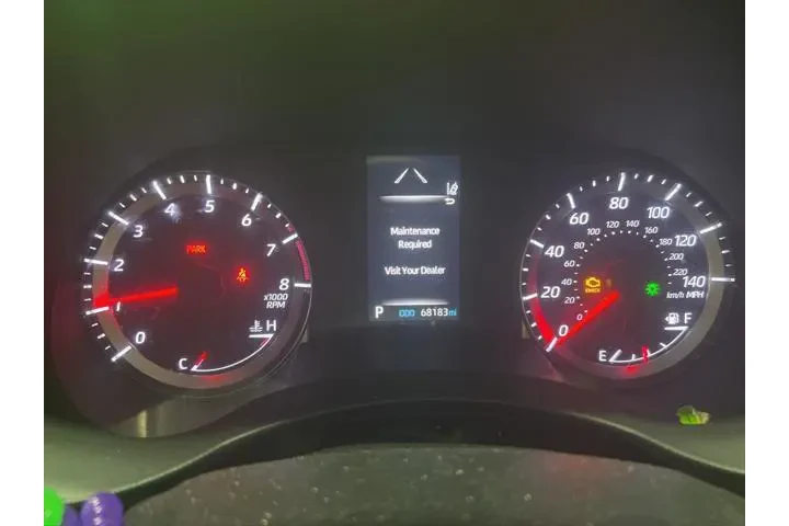 $22933 : Toyota Highlander 2021 L 4dr image 2