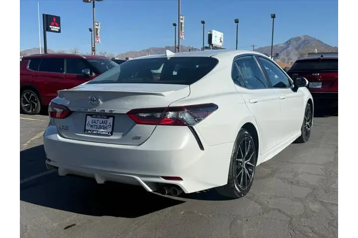 $22199 : Toyota Camry 2024 SE 4dr Sed image 5