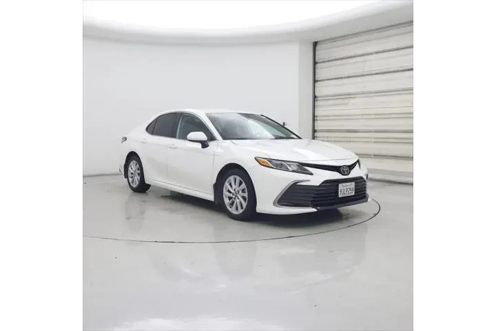 $25998 : Toyota Camry 2024 LE 4dr Sed image 1