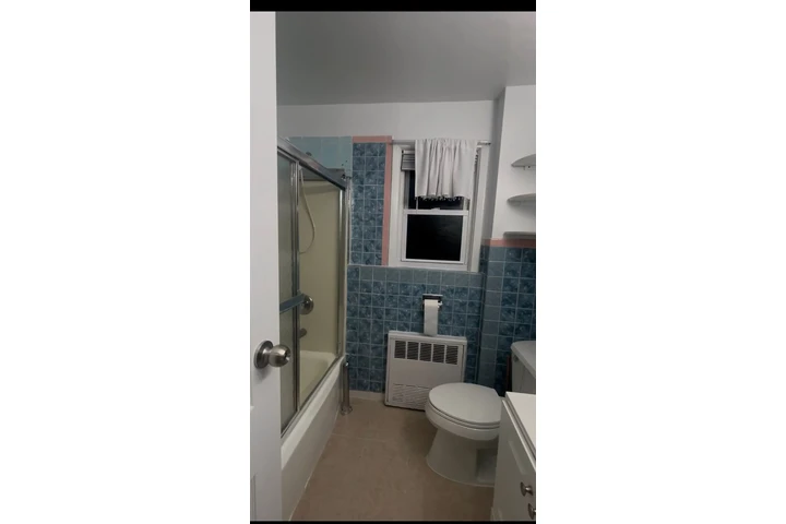 $3200 : RENTO APARTAMENTO EN CASA image 4