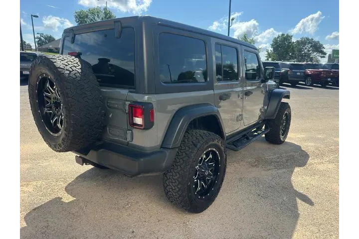 $20690 : Jeep Wrangler Unlimited 2019 image 5