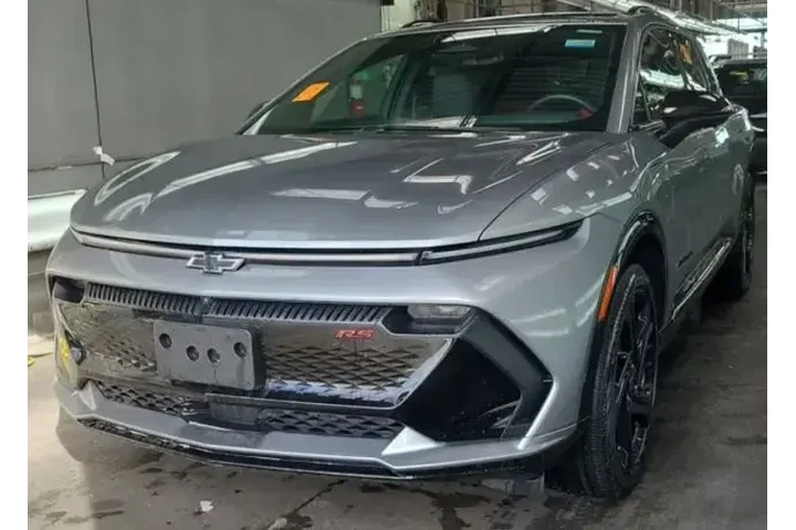 $30950 : Chevrolet Equinox EV 2025 RS image 2