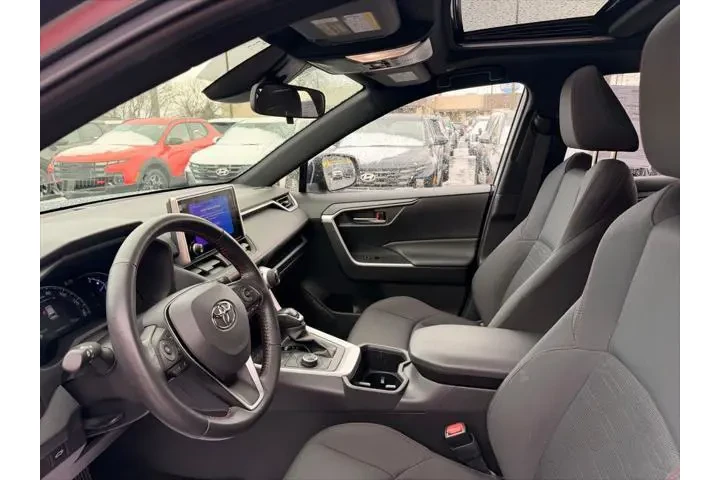 $33900 : Toyota RAV4 Prime 2023 AWD S image 10