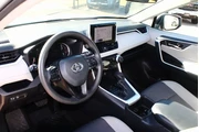 $27944 : Toyota RAV4 2024 AWD XLE 4dr thumbnail
