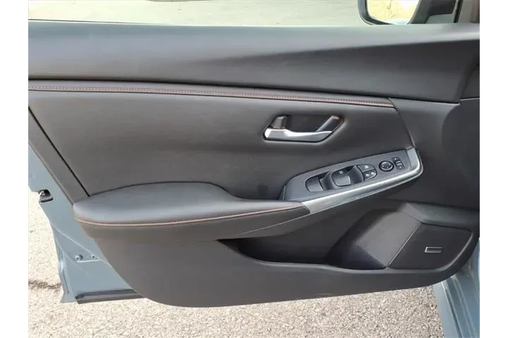 $23895 : Nissan Sentra 2024 SR 4dr Se image 5