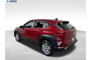 $22395 : Hyundai KONA 2024 SE 4dr Cro thumbnail