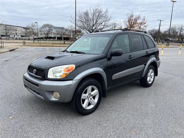 $6500 : 2005 RAV4 image 3