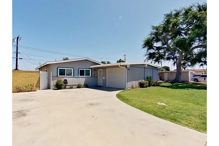 $1700 : FOR RENT🏡Buena Park, CA☎️ image 1