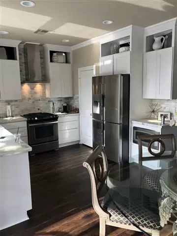 Gómez personal home remodeling image 10