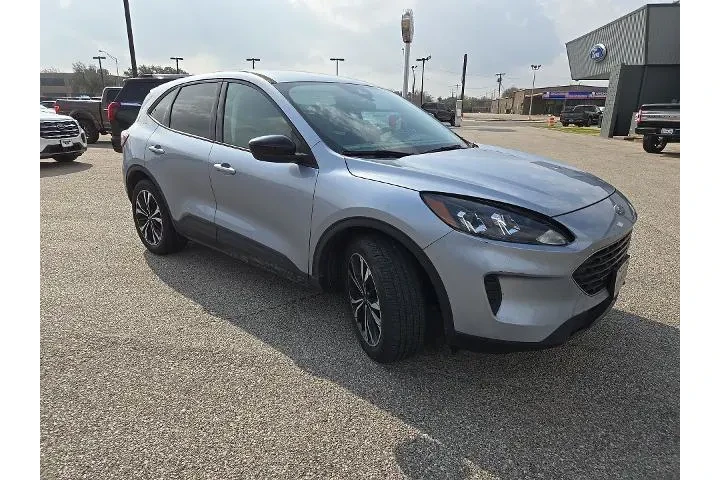 $17983 : Ford Escape 2022 SE 4dr SUV image 10