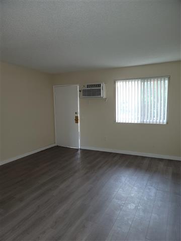 $1750 : Apartamento en Canoga Park image 5