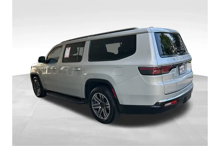 $34555 : Jeep Wagoneer L 2023 4x4 Ser image 4