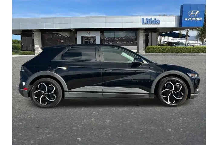 $17299 : Hyundai IONIQ 5 2023 SE 4dr image 9