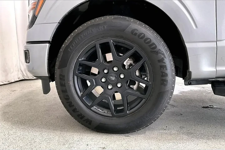 $35731 : Ford F-150 2024 4x2 STX 4dr image 5