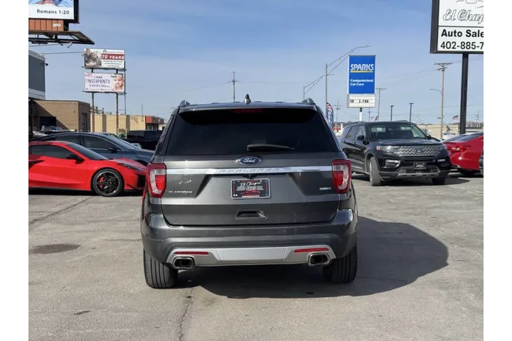 $15850 : 2016 Explorer Platinum image 5
