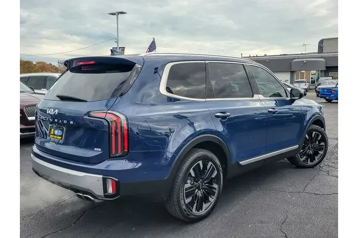 $29998 : Kia Telluride 2023 AWD SX 4d image 7