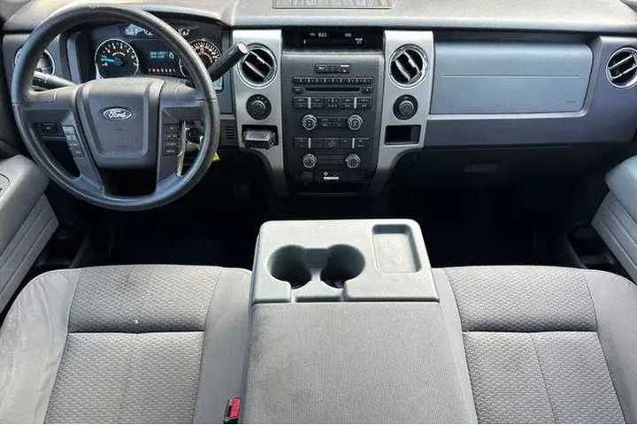 $15818 : Ford F-150 2013 4x4 XLT 4dr image 5