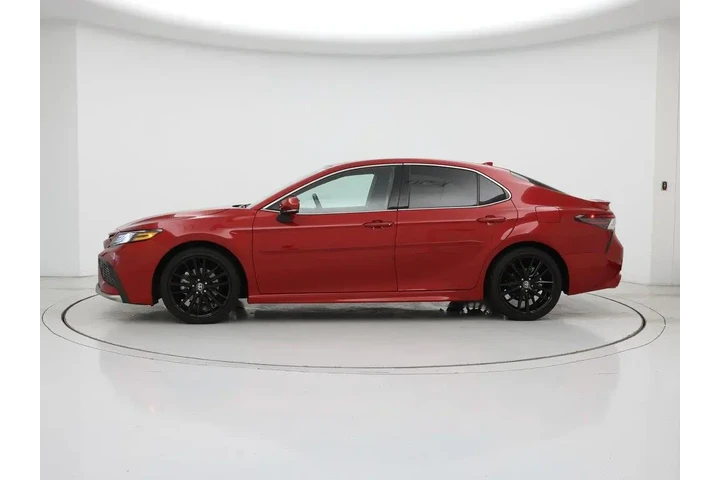 $33998 : Toyota Camry 2024 AWD XSE 4d image 3