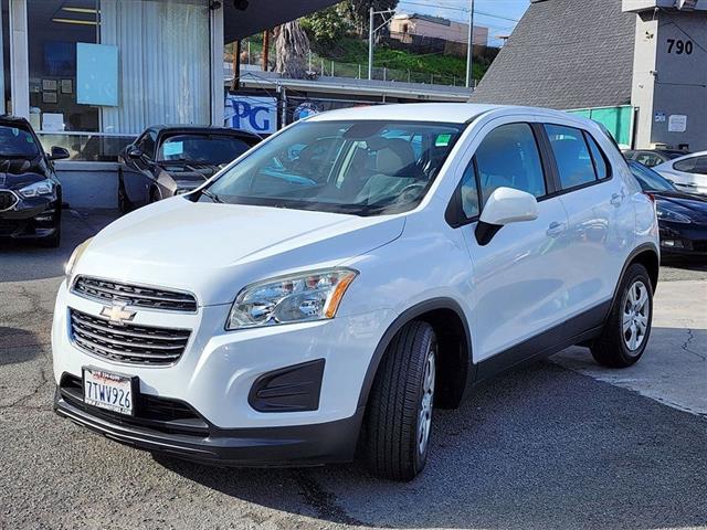 $12495 : 2016 Trax image 6