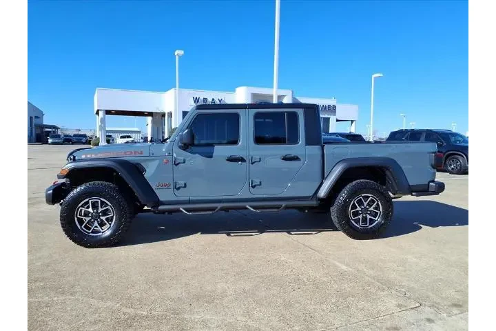 $39988 : Jeep Gladiator 2024 4x4 Rubi image 2