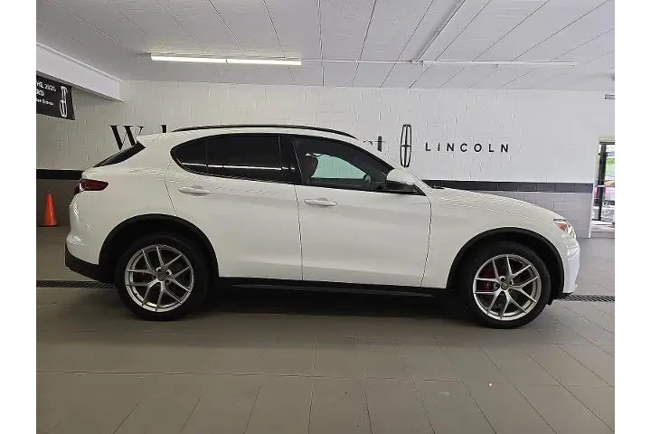 $14999 : Alfa Romeo Stelvio 2018 AWD image 7
